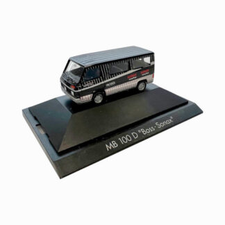 Herpa 66961376 Mercedes 100D Minibus Boss-Sonax