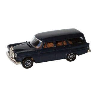 Brekina 1850 Mercedes 190 / 200 Stationcar