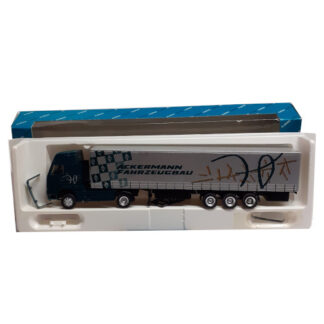 Albedo 320063 Volvo FH16 Fruehauf Fahrzeugbau